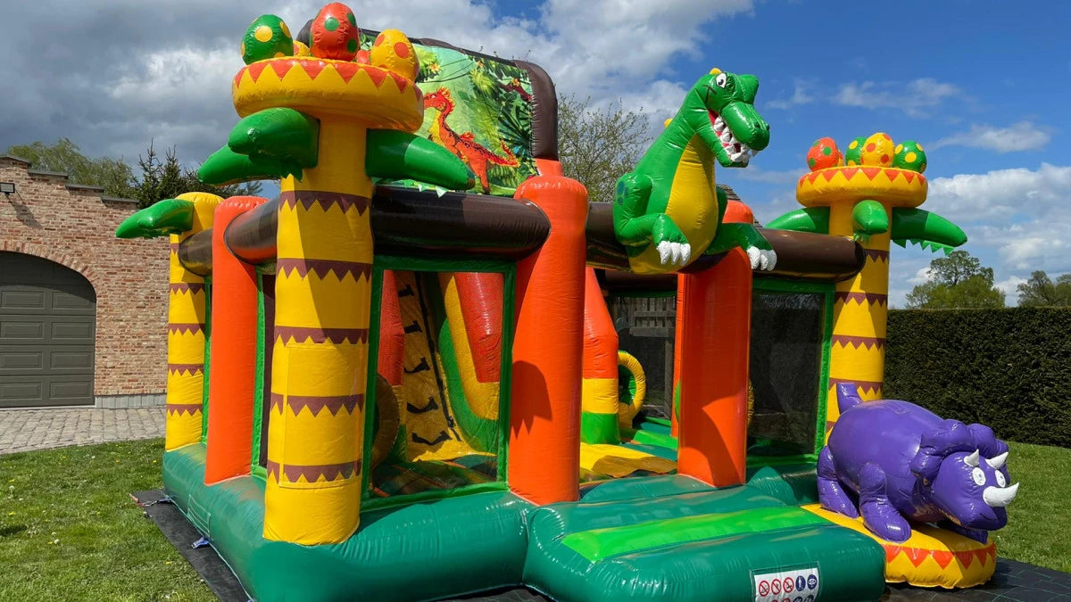 Dino park megaslide
