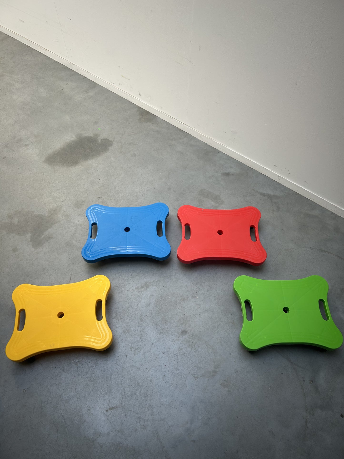 Gekleurde rolkarretjes - 4 wielen (per 4)